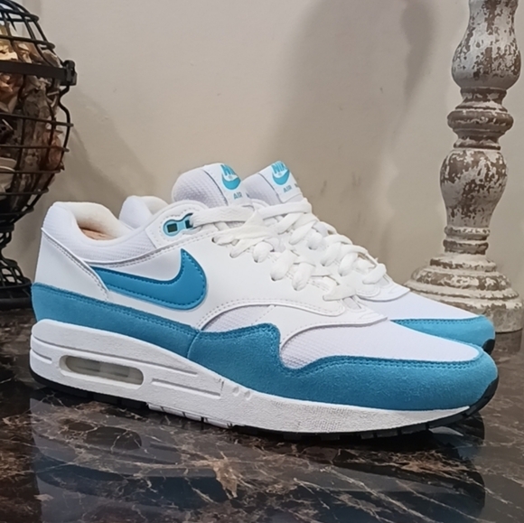 Nike AirMax 1 Atomic Teal Streetwear/Lifestyle/Athletic Shoes Size 8.5 for Women - Picture 6 of 12
